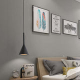 Nuvea | Dreieck LED Deckenlampe