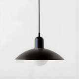 Bauhaus Hängelampe, Modernes Design aus Eisen, Ideal fürs Esszimmer