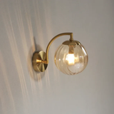 Dreva | LED Wandleuchte aus Glas, Modernes Warmweiß Licht