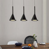 Nuvea | Dreieck LED Deckenlampe