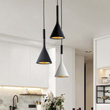 Nuvea | Dreieck LED Deckenlampe