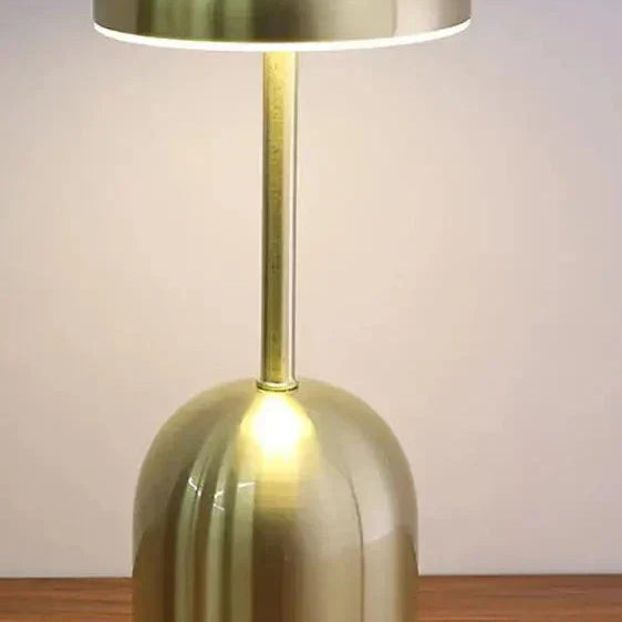 GlowLuxe - Tragbare Tischlampe